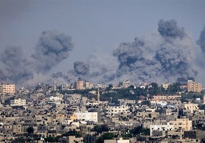 بينهم مدير المعبر.. قتلى وجرحى إثر قصف إسرائيلي على "كرم أبوسالم"