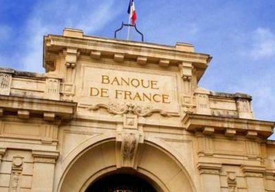 محافظ "المركزي" الفرنسي يدعو للتمهل قبل خفض  الفائدة