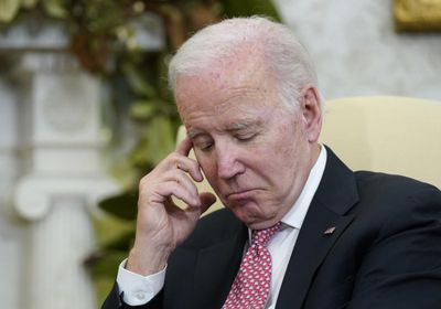 لهذا السبب.. قلب بايدن يعتصره الألم