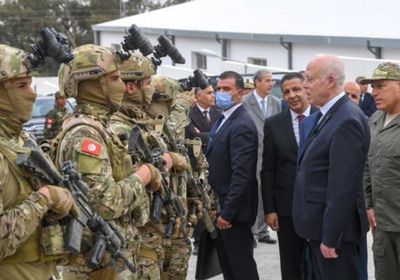 اعتقال 19 إرهابيا بينهم 4 نساء في تونس