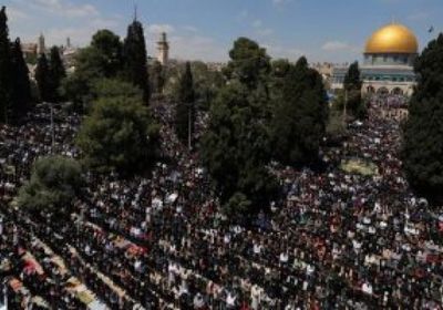 عشرات المستوطنين يقتحمون المسجد الأقصى