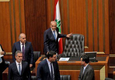 رئيس البرلمان اللبناني يهنئ المواطنين بمناسبة عيد الميلاد