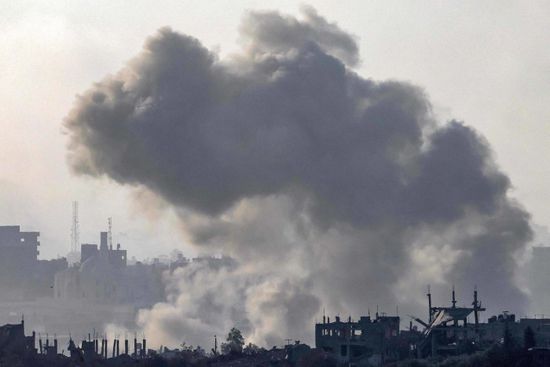 مقتل العشرات في ضربات إسرائيلية على غزة