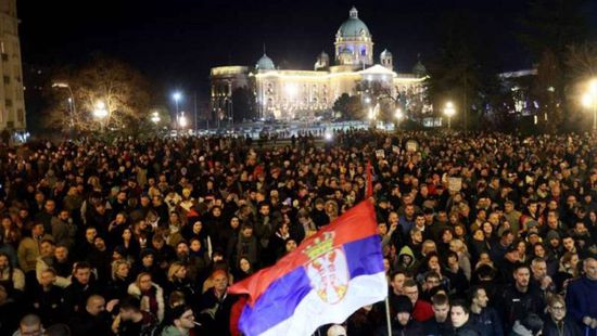 صدامات بالعاصمة الصربية بين الشرطة ومتظاهرين