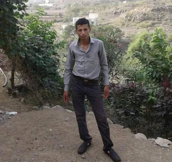 مسلح يقتل متهما داخل قفص محكمة دمت في إب