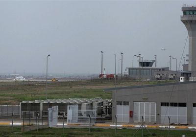 مطار أربيل يخرج عن الخدمة إثر هجوم بطائرة مسيرة