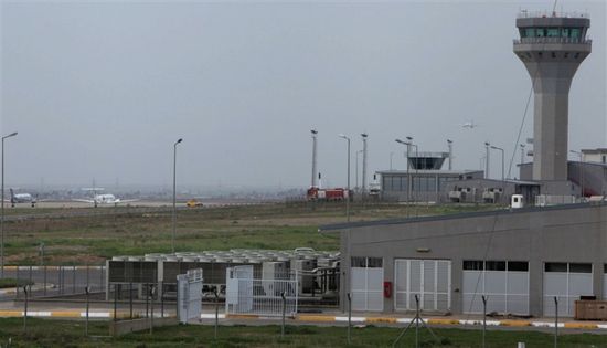 مطار أربيل يخرج عن الخدمة إثر هجوم بطائرة مسيرة