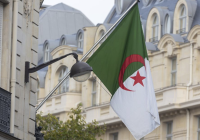 وزيرا الخارجية الجزائري والنيجر يبحثان التعاون الثنائي بين البلدين