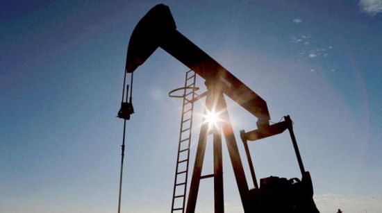 انخفاض أسعار النفط بالتعاملات المسائية