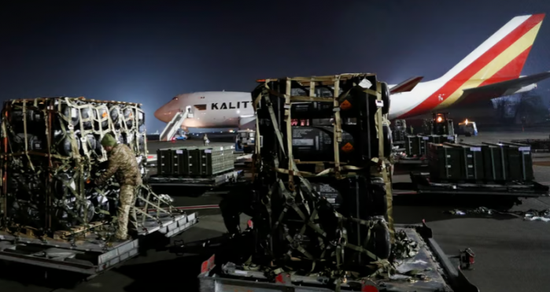 واشنطن تفرج عن 250 مليون دولار من المساعدات العسكرية لكييف