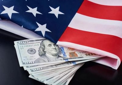 تباطؤ مؤشر نفقات الاستهلاك الشخصي في أمريكا لـ3.2%