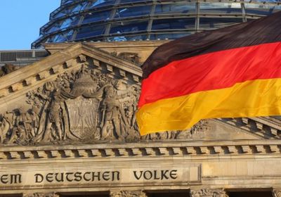 الاقتصاد الألماني يواجه انكماشاً طفيفاً في نهاية 2023