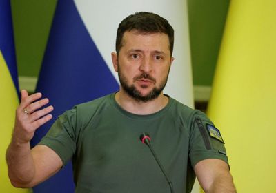 زيلينسكي: روسيا أطلقت 110 صواريخ على أوكرانيا