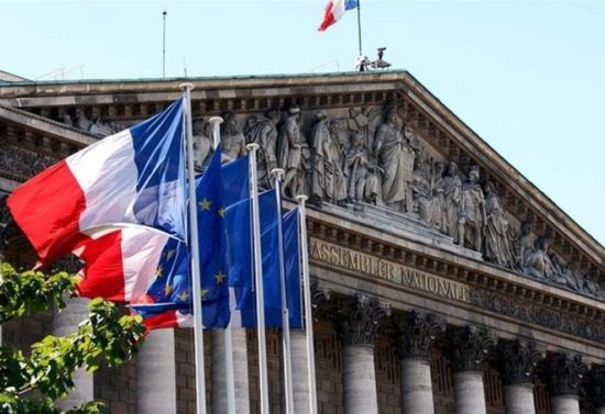 فرنسا تكثف الإجراءات الأمنية استعدادا لاحتفالات رأس السنة