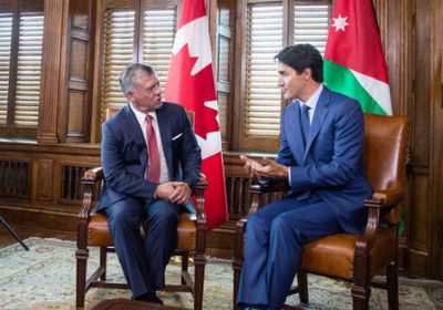 عاهل الأردن ورئيس الوزراء الكندي يدعوان لتكثيف الضغط الدولي لوقف النار بغزة