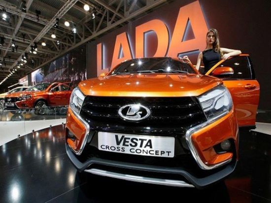"أفتوفاز" الروسية تستهدف إنتاج 500 ألف سيارة لادا 2024