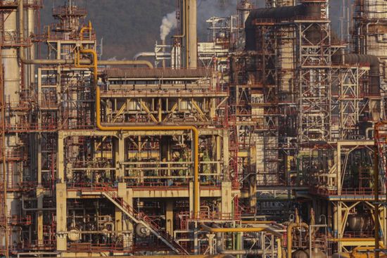 الهند تؤكد استمرار شراء النفط من روسيا