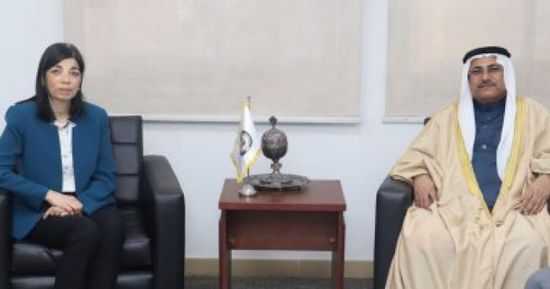 رئيس البرلمان العربي يلتقي مساعد وزير الخارجية المصري بالقاهرة