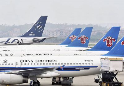 أسهم قطاع الطيران الصيني تتراجع مع تدهور الأداء