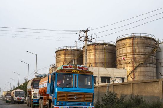 مشكلات في الدفع تقلص واردات الهند من النفط الروسي