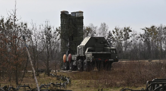 الدفاع الروسية: إسقاط 10 صواريخ أوكرانية استهدفت جزيرة القرم