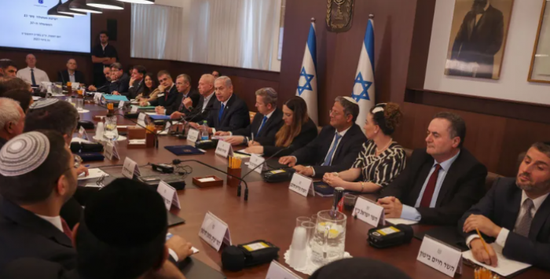 وزراء إسرائيليون: حكومة الحرب لن تستمر طويلا