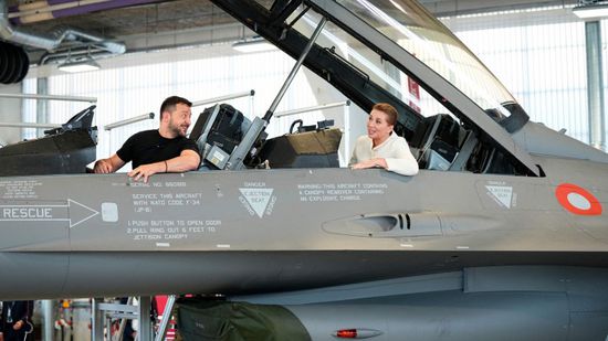 الدنمارك تسلم أوكرانيا مقاتلات إف-16