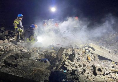 11 قتيلًا بينهم 5 أطفال في قصف روسي لمدينة أوكرانية