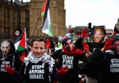 مؤيدون لفلسطين ببريطانيا يغلقون الطرق أمام البرلمان