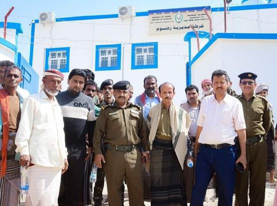 افتتاح مبنى شرطة رضوم بعد تأهيله بدعم إماراتي