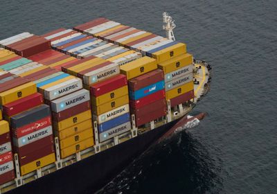 التهديدات الحوثية ترفع تكلفة الشحن من آسيا لـ"المتوسط" 173%