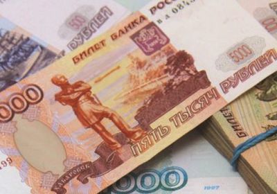 صعود سعر الدولار مقابل الروبل الروسي بتعاملات الاثنين
