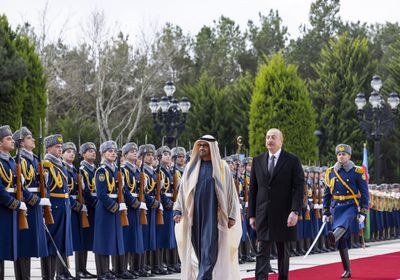 الشيخ محمد بن زايد يبحث مع رئيس أذربيجان العلاقات بين البلدين