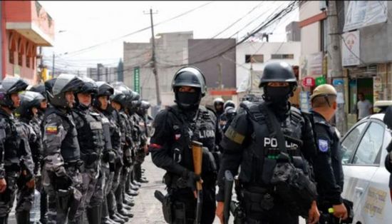 رئيس الإكوادور يعلن حالة الطوارئ بعد فرار زعيم عصابة