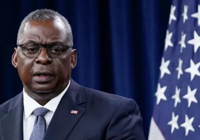 عضو بالكونجرس الأمريكي يقترح عزل وزير الدفاع