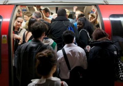 عمال مترو الأنفاق في لندن يتراجعون عن الإضراب