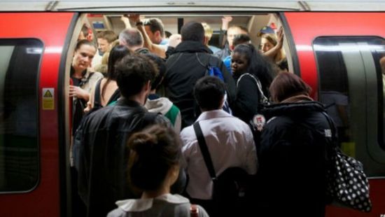عمال مترو الأنفاق في لندن يتراجعون عن الإضراب