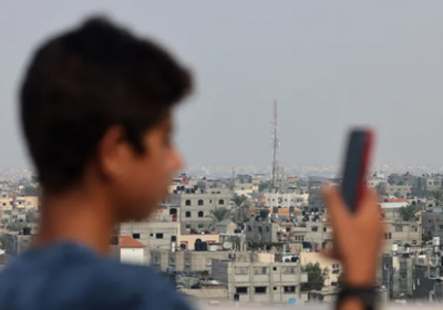 مجددًا.. انقطاع خدمات الإنترنت والاتصالات في غزة بشكل كامل