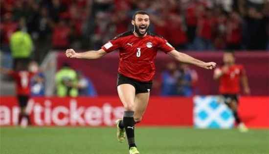 الأهلي يتعاقد رسميا مع عمر كمال عبد الواحد