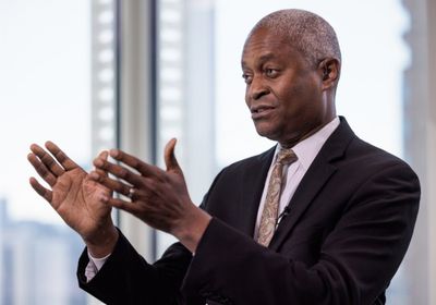 رئيس الاحتياطي بأتلانتا يتوقع خفض الفائدة مرتين في 2024