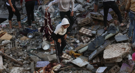 انتشال جثث 20 فلسطينيا إثر قصف إسرائيلي شمالي غزة