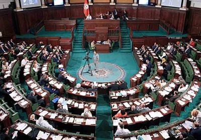 البرلمان التونسي يصادق على اتفاقية مع الجزائر بشأن تسليم مجرمين