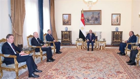 الرئيس المصري يحذر من خطورة التصعيد العسكري في المنطقة