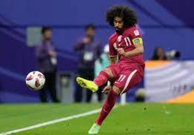 عفيف يقود قطر إلى الدور الثاني من كأس آسيا