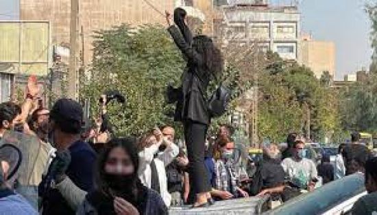 هولندا تستدعي سفير إيران