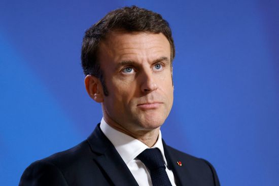 الرئيس الفرنسي: لن نقبل باستمرار هجمات الحوثي في البحر الأحمر
