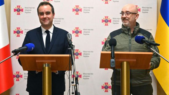 وزير الدفاع الفرنسي: لن نمنع الفرنسيين من القتال بأوكرانيا