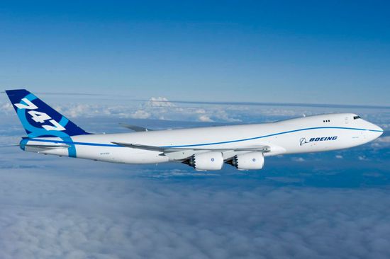 طائرة من طراز بوينغ 747 تهبط اضطراريًا بميامي