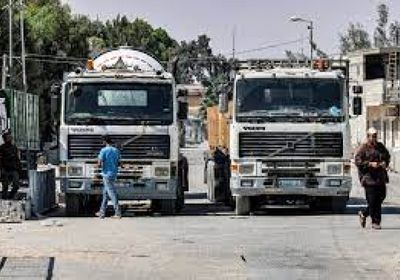 البيت الأبيض: إسرائيل تسمح بشحن الدقيق لغزة عبر "أسدود"