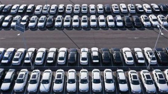 ركود السيارات يظهر في السوق الروسي